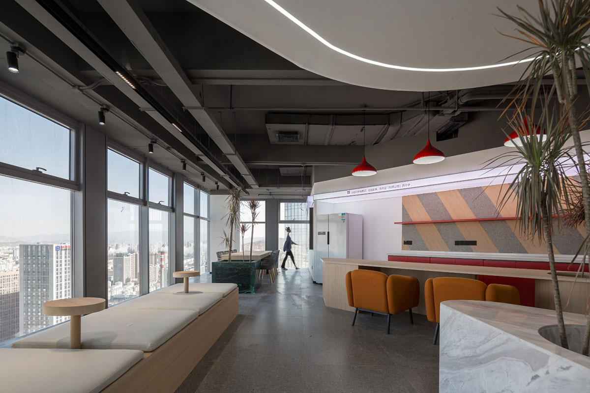 鄭州辦公室全案設(shè)計-1500平米裝修施工效果圖