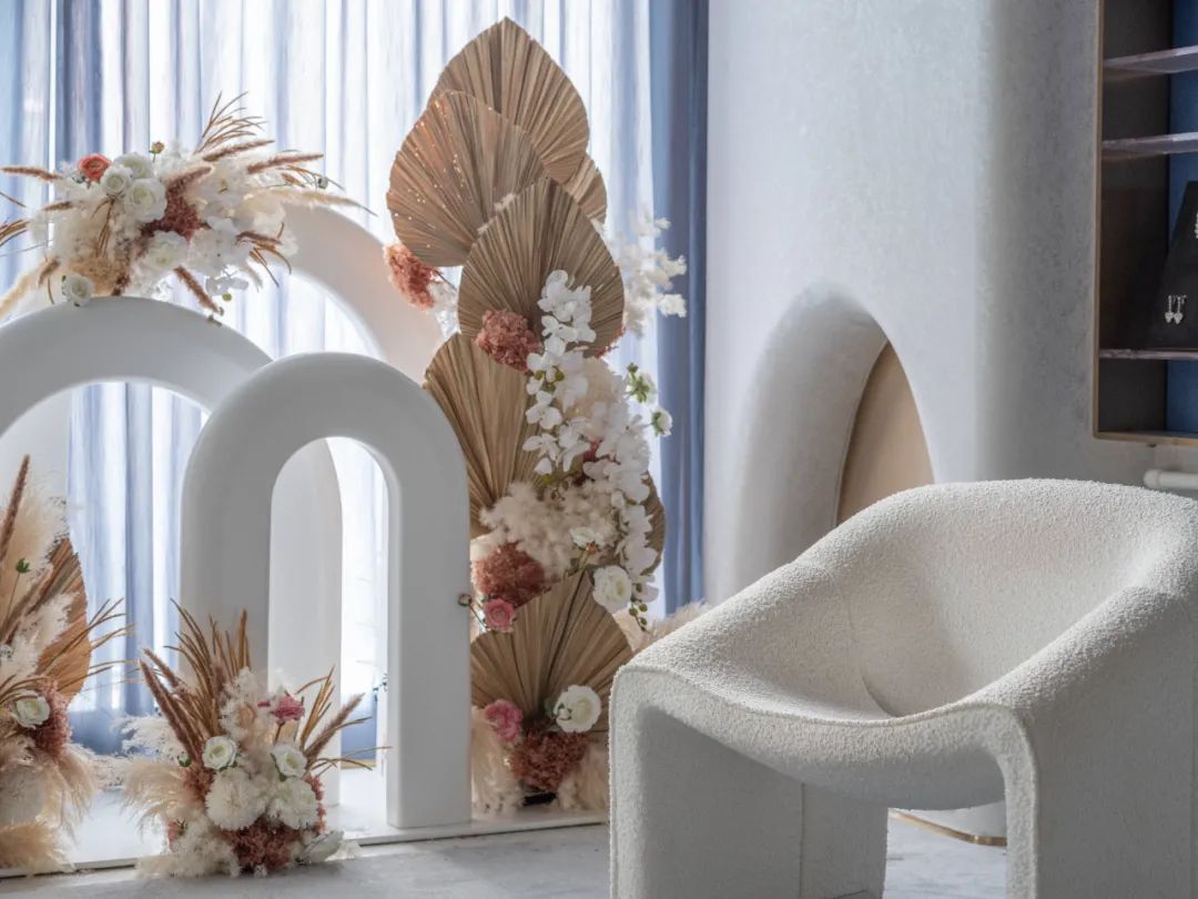 180平米婚紗禮服定制店鋪裝修設(shè)計效果圖